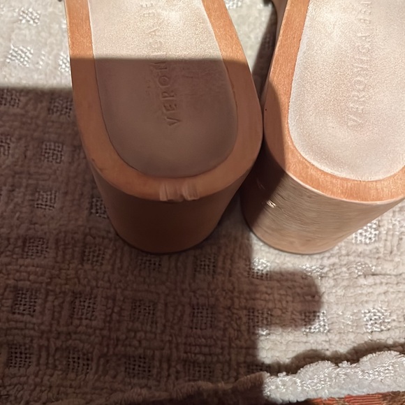 Veronica beard Hannalee clog size8.5 - Picture 6 of 7